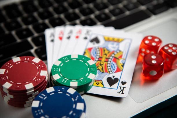 Texas Hold'em Bonus table interface on mobile phone